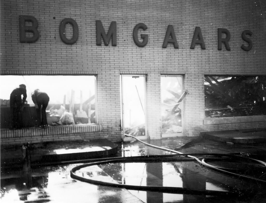 Bomgaars fire